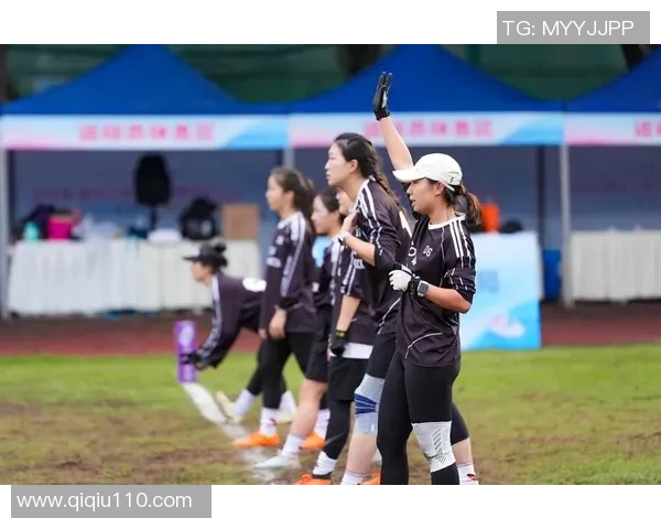 重庆飞盘队荣登全国飞盘技术排行榜第二名展现出色实力与团队协作 重庆飞盘队荣登全国飞盘技术排行榜第二名展现出色实力与团队协作