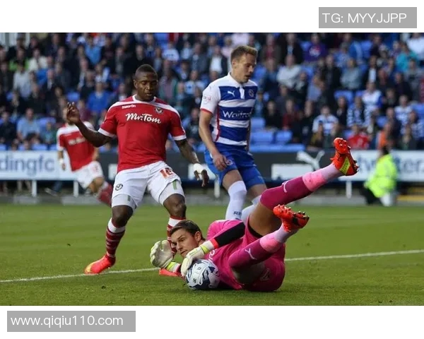 曼联与雷丁对决前瞻分析及历史交锋数据汇总