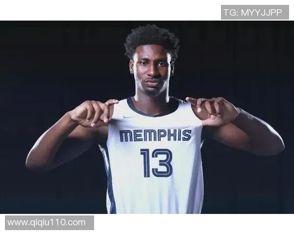 灰熊在季后赛中以四比二战胜马刺成功晋级展现强大实力与团队合作精神 灰熊在季后赛中以四比二战胜马刺成功晋级展现强大实力与团队合作精神