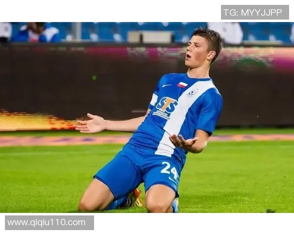 谢里夫与卡拉巴赫的较量揭示了足球战术与团队精神的完美结合