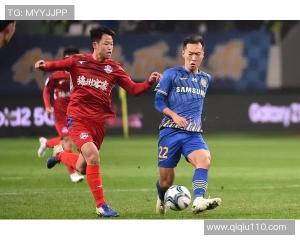 足协杯激战江苏队对阵梅州队全力争夺晋级名额的精彩对决