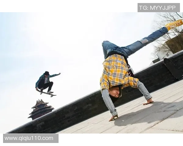 重庆滑板队在世界街舞大赛中的团队协作表现精彩纷呈引发热议 重庆滑板队在世界街舞大赛中的团队协作表现精彩纷呈引发热议