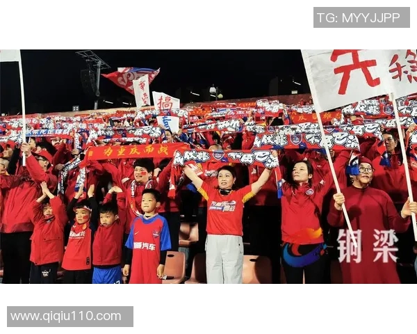 重庆飞盘队实力引发热议球迷对其表现褒贬不一 重庆飞盘队实力引发热议球迷对其表现褒贬不一