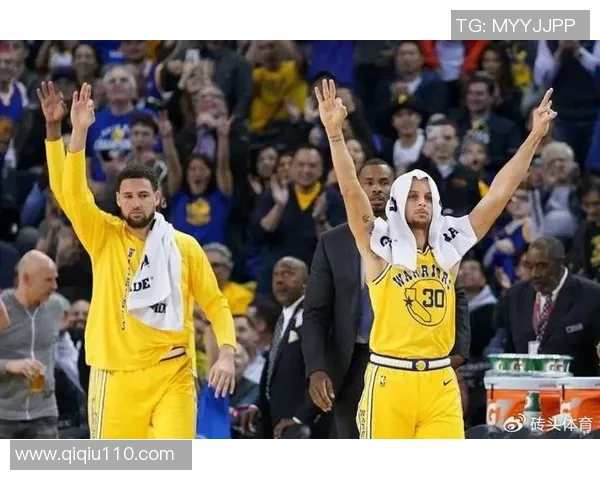 马库斯斯马特的篮球之路与领导力探索：从新秀到球队核心的成长历程